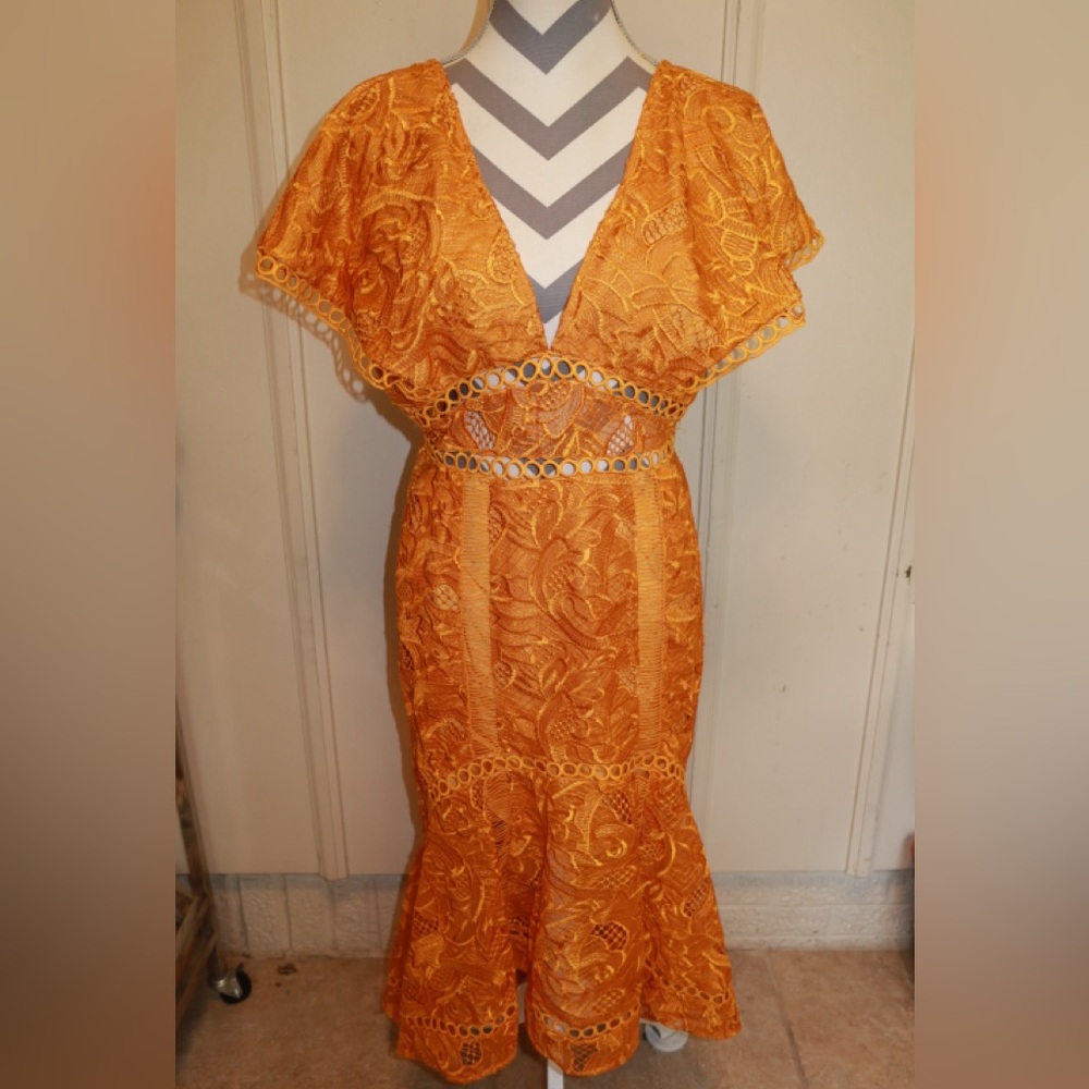 Truly stunning preloved ASOS burnt orange crochet mermaid fishtail maxi dress